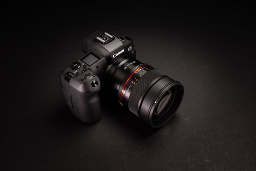 First RF Mount Lens MF 85mm F1.4 RF